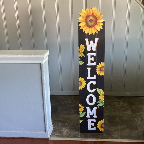 NWT- 48” Vertical Wooden Sunflower 🌻 Glittered WELCOME Fall Decor Sign - Picture 10 of 17